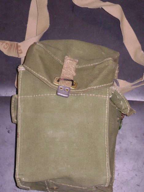 WWII British Light Respirator Bag