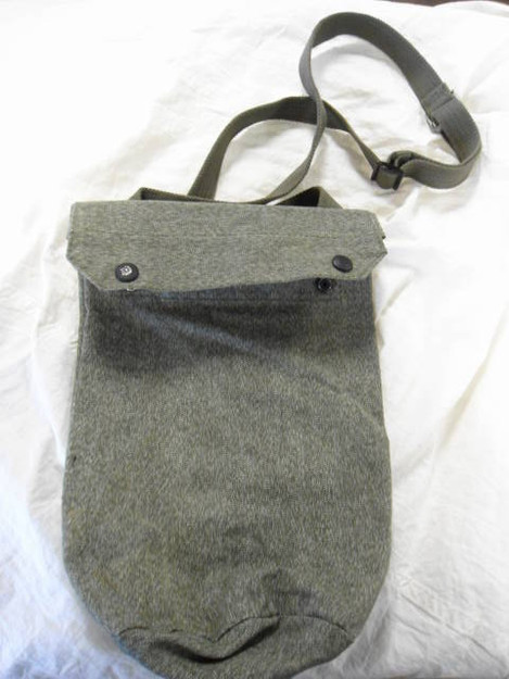 Swiss Army Salt 'n' Pepper Gas Mask Bag
