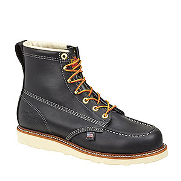 Thorogood Men’s 814-6201 6″ Black Moc Toe Boots