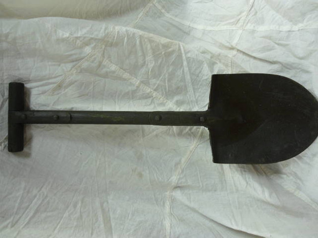 U.S. Army WWII "T" Handle Shovel