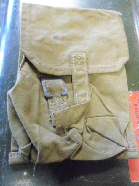 Polish Army Small Grenade Pouch