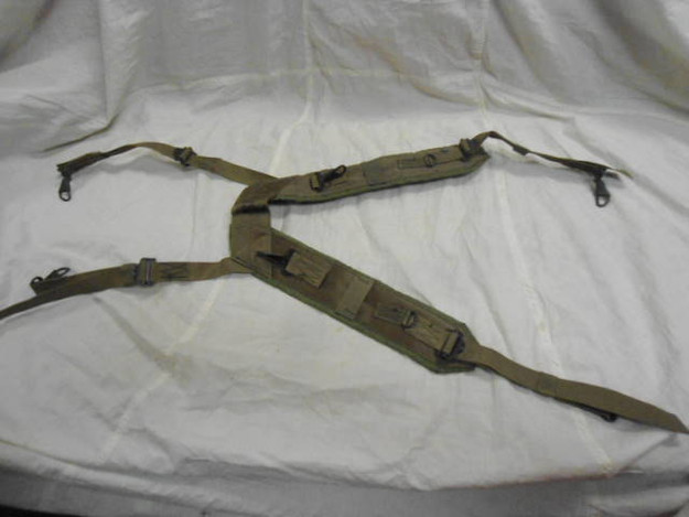 U.S. Military Nylon Field Pack Suspenders (dated 1968)
