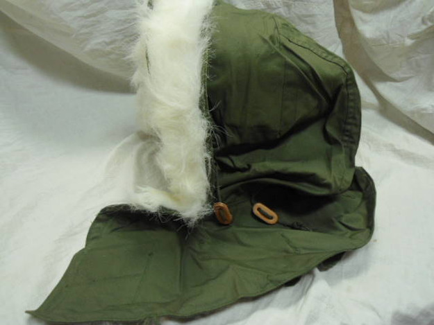 U.S. Military ECWS Hood with Synthetic Fur (OG-107)
